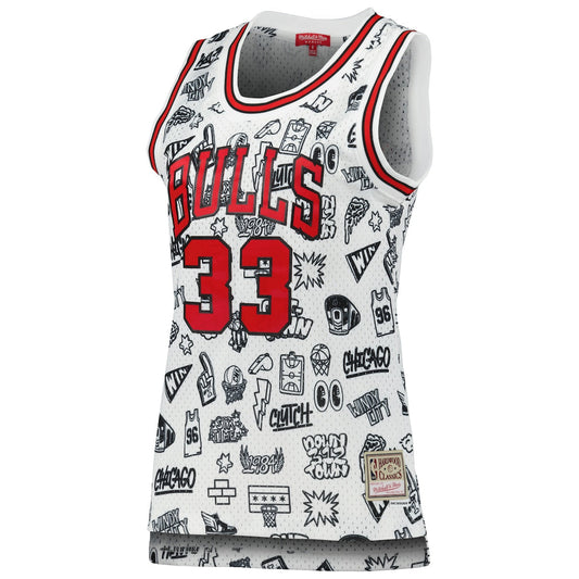 Women's Scottie Pippen Mitchell & Ness Bulls 1997 Doodle Swingman Jersey - White